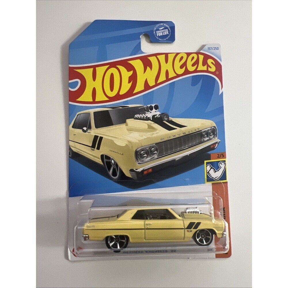 Hot Wheels 64 Chevy Chevellle DS T28 2021 Light Yellow